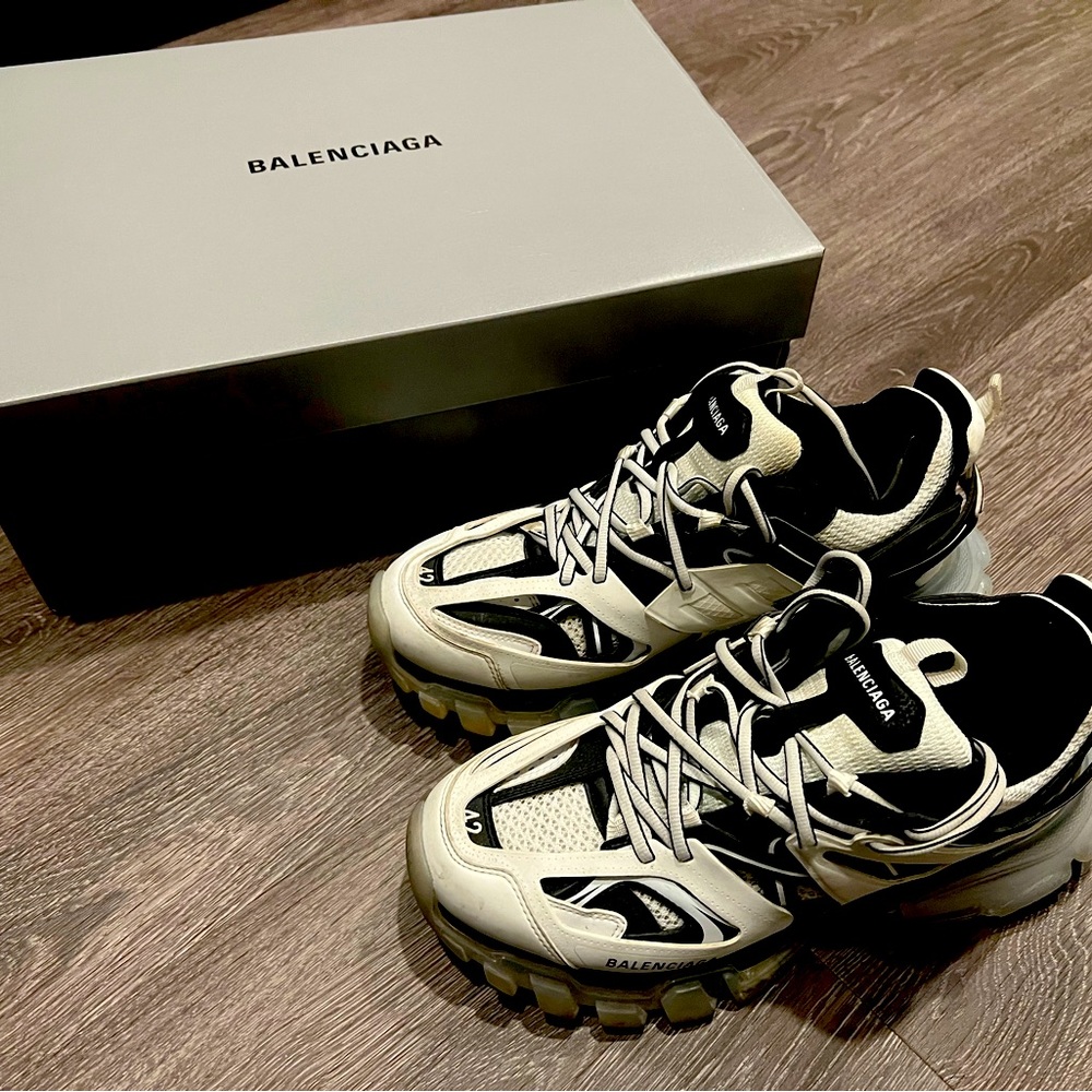 Men’s Balenciaga track 2 sneakers